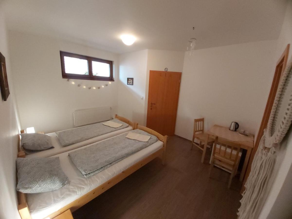 Pivni Lednice Lhota pod Libcany Cameră foto